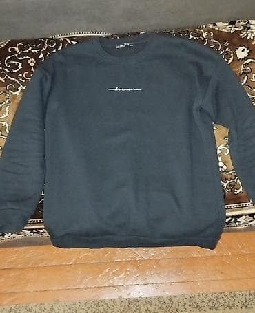 Qış üçün M razmer içi tüklü qol uzun köynək
çox az işlənib