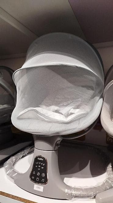 ucuz misarlar: Oğlan və qız üçün, Beşik, Yellənmə mexanizm ilə — 1