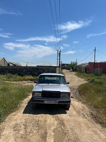 vaz muherrik: Model: Lada Riva (VAZ 2104) universal Ban növü: station wagon (5 qapı) — 2