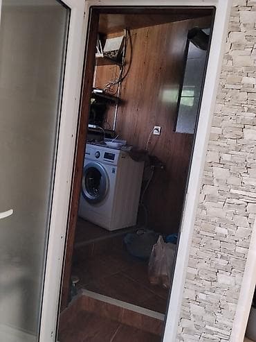 sirvanda ipoteka evler: Suraxani rayonu emircan qesebesinde 4 sotun icinde 2 dene ev heyetle — 9