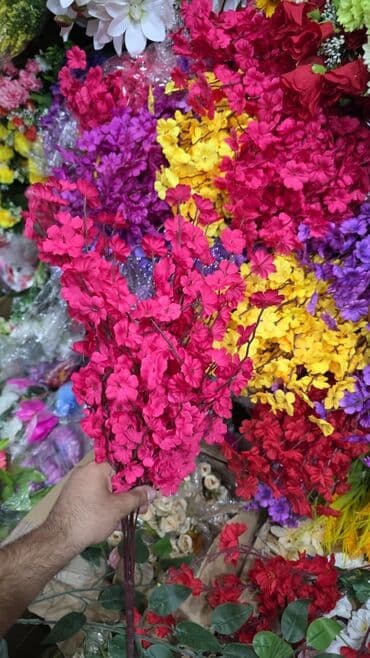 искусственные цветы баку: Şəkildə gördükləriniz 2 azndan başlıyır 5 aznə qədər qiymətlərdir — 9