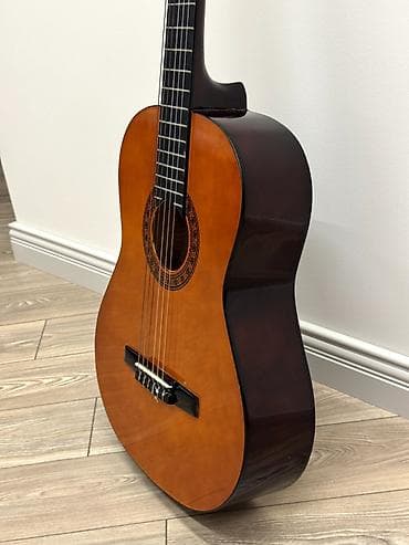 klasik gitara: Valencia CG10 klassik akustik gitara satılır. Gitara yaxşı — 4