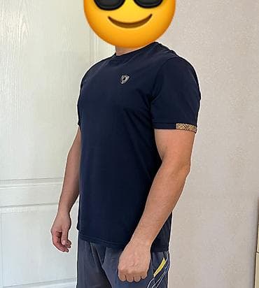 Kişi geyimləri: Futbolka, Adidas — 1