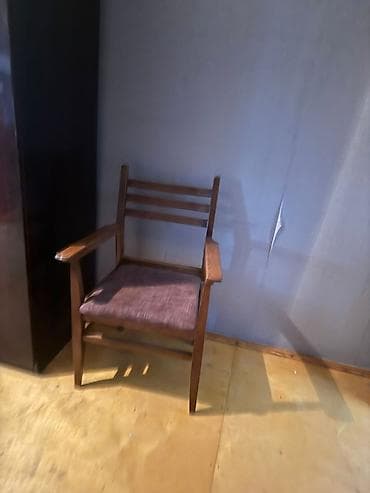 Qonaq otağı üçün, İşlənmiş, Qatlanmayan, Stul
