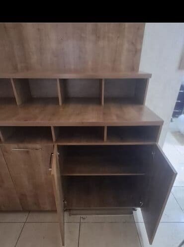 где купить старую мебель: Şkaf Şkaf sarilir. Mohkəm materiallidir. Taxtadir olcu eni 1m 80sm — 2