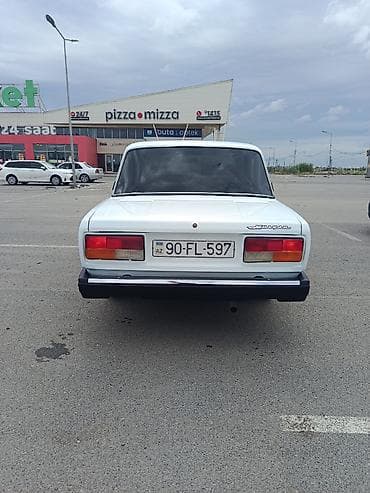 Nəqliyyat: VAZ (LADA) 2107: 1.6 l | 2009 il 44460 km Sedan — 9