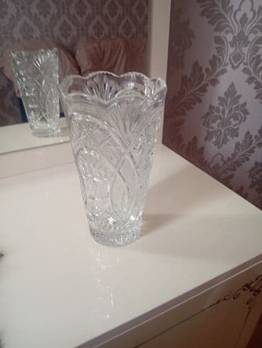 dekorativ bitkiler: Vaza dəsti, Xrustal — 1