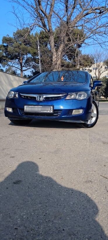 Honda Civic full salon export Aile masinidi.Benzin qenaet.1.8 mator