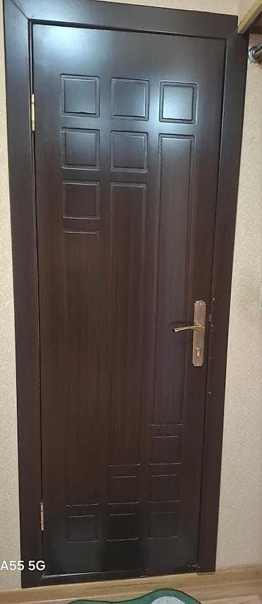 gencede qapi: Qapi 2 eded 1.90 * 60 Hamam qapidi İdeal satilir biri 75 azn Suraxani — 1