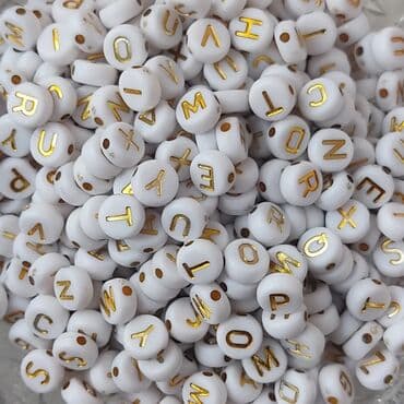 ağıllı saat irşad: Muncuq həriflər. 1 ədədi sadəcə 1 qepik. bundan əlavə başqa növ muncuq — 1