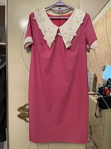 Baş geyimləri: Açıq çəhrayı rəngdə, qısaqol don. Ağ rəngli, iri, naxışlı yaxalıq inci — 1