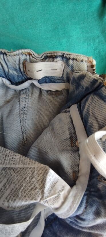 джинсовый костюм детский: Firuzəyi rəngdə, qısa qollu top və açıq mavi rəngdə, qısa cins şort — 4