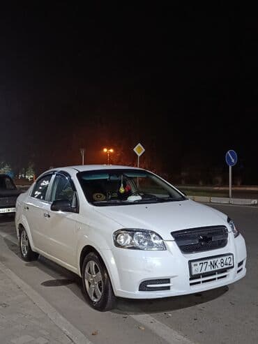 продажа дешевых автомобилей: Chevrolet Aveo: 1.4 л | 2010 г. 393000 км Седан — 1