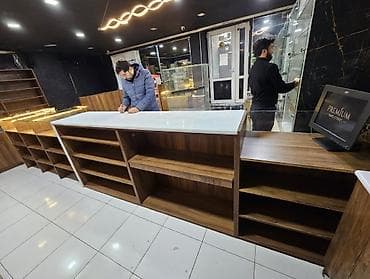 Hazır biznes: Mağaza bağlandığı üçün Şkaflar, rəflər və vitrinlər dəyərindən aşağı — 5