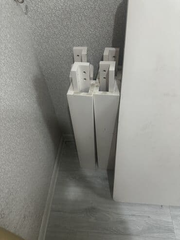 Taburetlər: Qonaq masası, İşlənmiş — 2