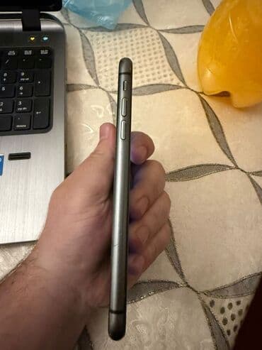 ekran samsung s21 ultra: IPhone 11, Qara, Face ID — 4