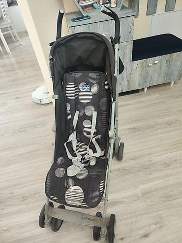 Klassik gəzinti arabası, Chicco, İşlənmiş, Cins: Oğlan, Yaş: 6-12 ay, Ünvandan götürmə