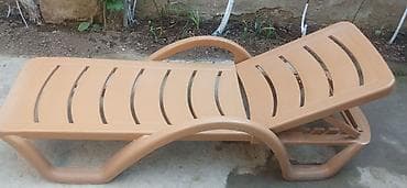 islemis mebeler: Plastik şezlong – tünd bej rəngdə, bağ, hovuz və çimərlik üçün rahat — 3