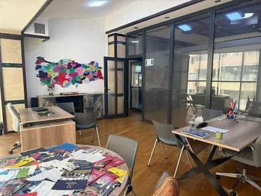 Kommersiya daşınmaz əmlakı: İcarəyə verilir 1 otaqlı ofis 40 m², Elmlər Akademiyası m. Daha 11 — 4