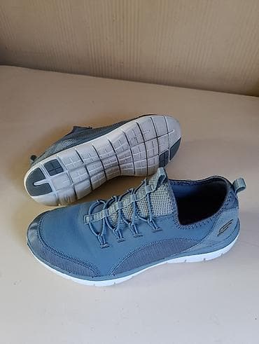 Мягкие,лёгкиеудобные кроссовки Sketchers ( оригинал ). Размер — 2