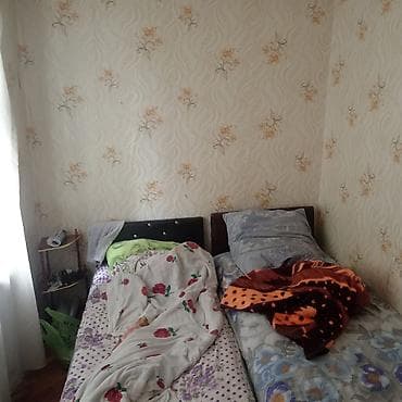 İnşaatçılar metrosuna 7-8 dq məsafəsə 2 otaqlı mənzilə bəy otaq