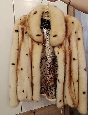 Üst geyimi: Qadın kürkü – qısa model - Rəng: krem-açıq bej tonlarında, qəhvəyi — 2