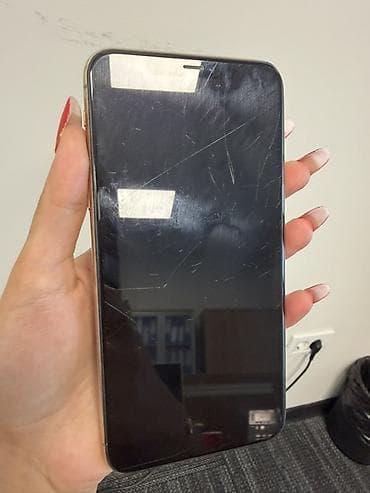 irsad iphone 11 pro max: IPhone 11 Pro Max, Qızılı, Simsiz şarj — 2