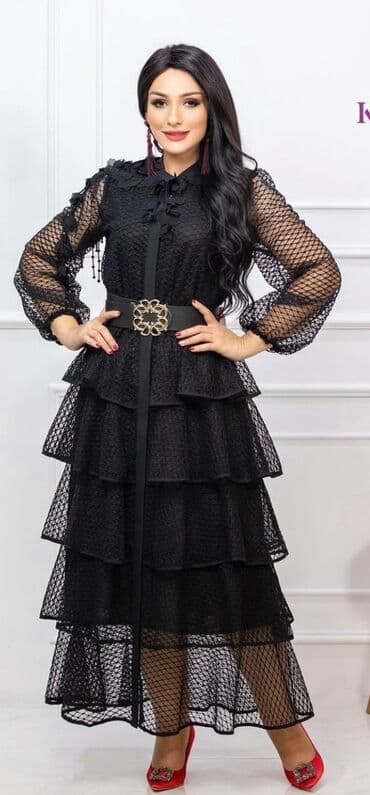 узбекское платье со штанами: 220 manata alinib.100 manata satilir.qiymeti yoxdu ama tezedi — 1