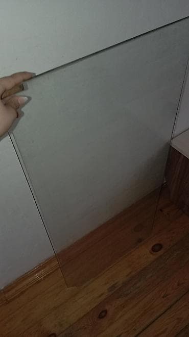 pencer: Şüşə panel - Material: şəffaf şüşə - Qalınlıq: təxmini 4–6 mm - — 6