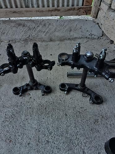 cg motor: Motosiklet üçün ön asqı “triple clamp” (yuxarı və aşağı kronşteyn — 1
