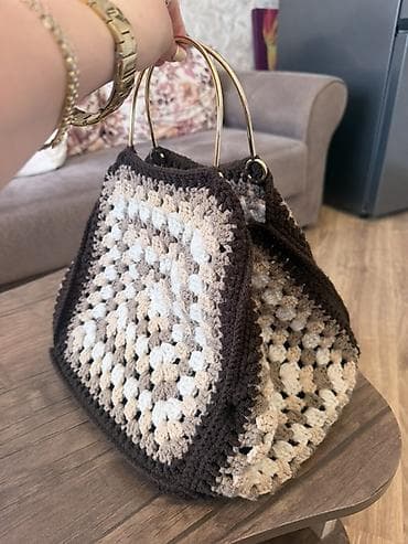 Əl işı toxunma çanta - Dizayn: Qəfəsvari “granny square” naxışlı — 2