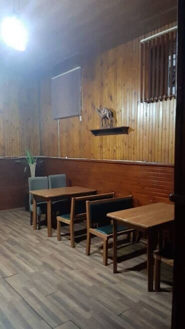 qarayev obyekt: Nərimanov rayonu, Nərimanovda saatın yaxınlığında ümumi sahəsi 250 — 4