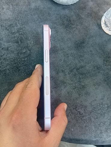 pink iphone: IPhone 15, 128 GB, Çəhrayı, Face ID — 1
