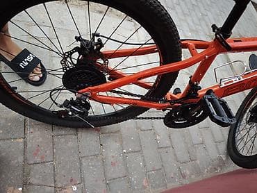 24 velosiped: BLIX GTR dağ velosipedi Parlaq narıncı rəngdə, idman üslublu BLIX GTR — 2