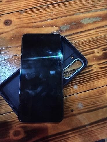 samsung note 10 ikinci el: SAMSUNG S22 narmal veziyetdedir kabroda ustunde verilecek qiragdan — 6