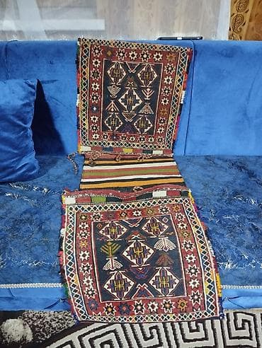 capsella perde modelleri: Məhsul: İki bölməli əldə tikilmə kilim/“xurcun” (çanta tipli — 2