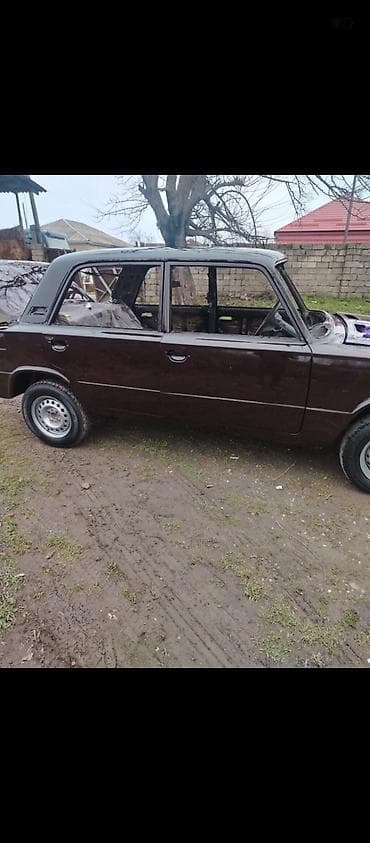 stater vaz: VAZ 2106 sedan – klassik kuzov. Texniki xüsusiyyətlər: - Ban: 4 — 5