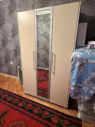 3 qapılı, Güzgülü, Rəngli, Digər material, Açılan, Düz dolab