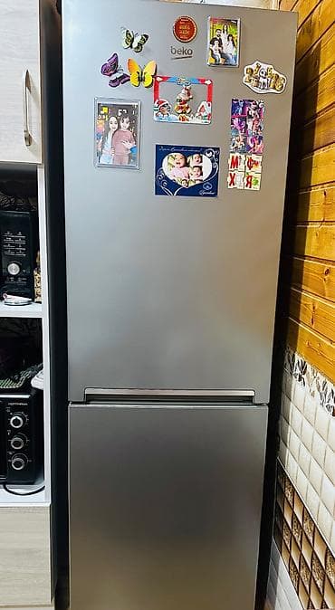 Beko soyuducu satılır📍3 gözündə soyutması zəifdi📍250azn✅Unvan Sabunçu