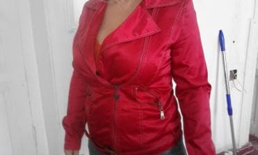 qırmızı kupalnik: Dolca qabana kurtka .parcasi suruwken atlasiviydir.astari var.teze — 2