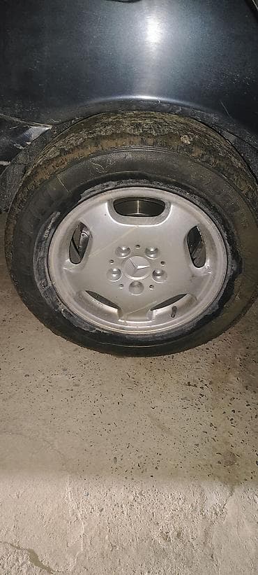 İşlənmiş Disk təkər Mercedes-Benz 200 / R 15, 5 Boltlu — 2