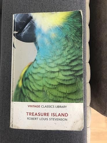 Məhsul: Kitab – Treasure Island (Xəzinə adası) Müəllif: Robert Louis — 1