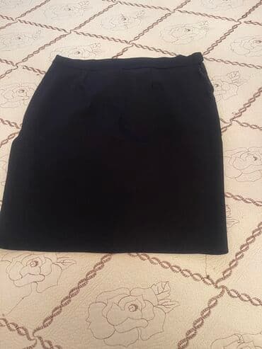 qadın üçün toxunma kardiqanlar: Qadın geyim dəsti – 4 parçadan ibarət - Tökmə naxışlı açıq toxunuşlu — 4