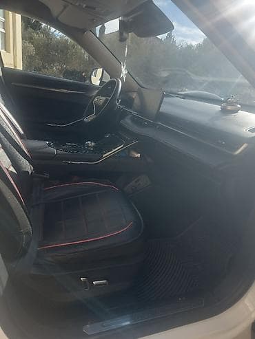 Мототранспорт: Haval H6, 2021, 2.0 motor. Şəhər içi orta yanacaq sərfiyyatı 8–9 l/100 — 10