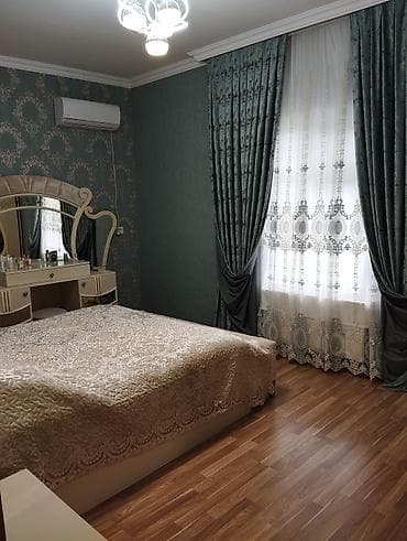 Sumqayit seheri Corat qesebesinde Cume mescidinin yaxınlığında, (12 ve — 2