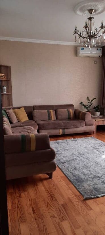 9 ci mikrorayon satilan evler: 2 otaqlı, Yeni tikili, 52 kv. m — 1