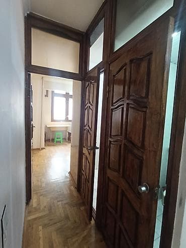 modul tipli ev: Bakı, 7-ci mikrorayon, 3 otaqlı, Köhnə tikili, m. Azadlıq Prospekti, 80 kv. m — 10