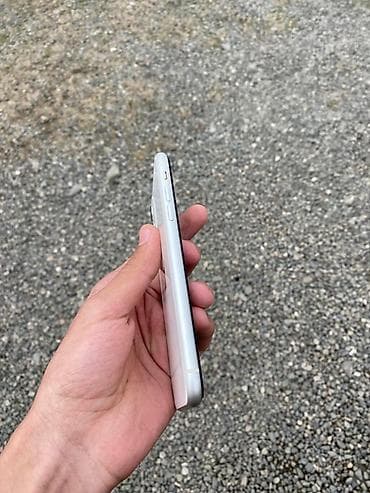 iphone 5c almaq: IPhone 11, Ağ, Face ID — 7