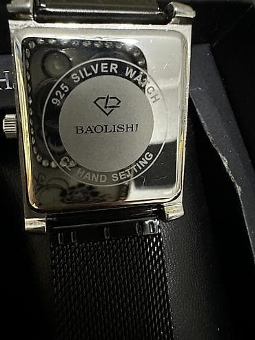 nigella mix nwork: - Gümüş saat Dördbucaq formalı korpusa malik, tam daşlarla (brilyant — 4