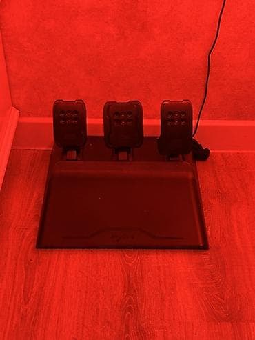 Nintendo Switch: PXN V99 hərşey daxil 410azn real alıcı yığıb yazsın təəcili satıram — 2